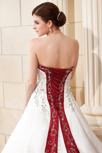 Robe De Princesse Satinée Ornée - gallery 5