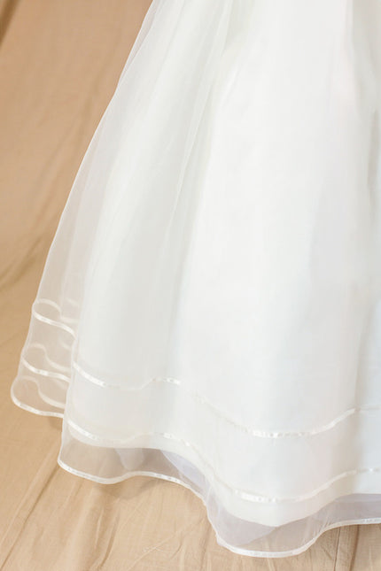 Robe De Princesse En Satin Aérienne - gallery 1