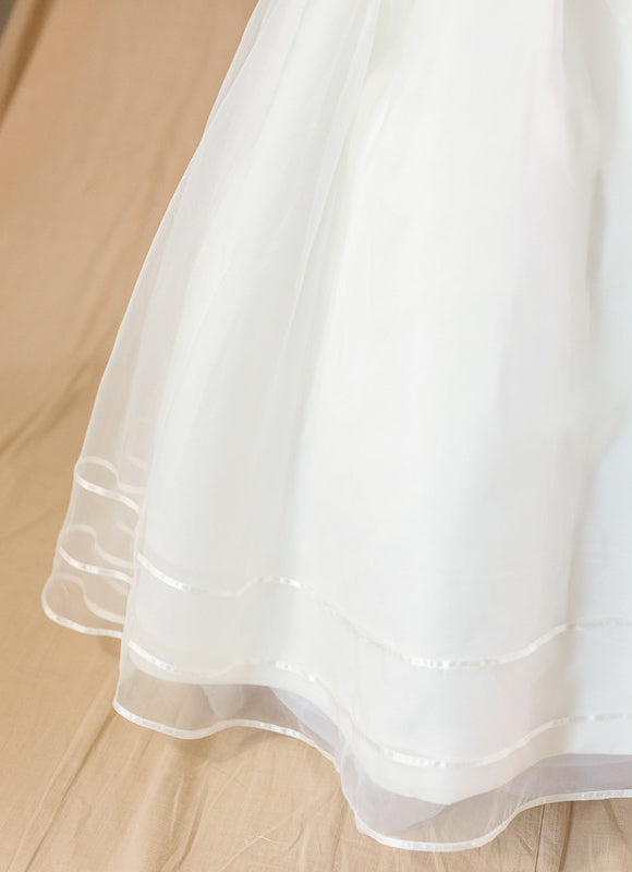 Robe De Princesse En Satin Aérienne - gallery 1