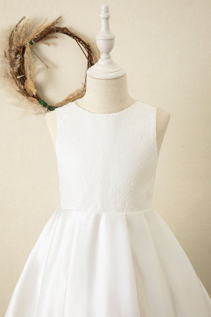 Robe De Princesse Blanche Délicate - gallery 1