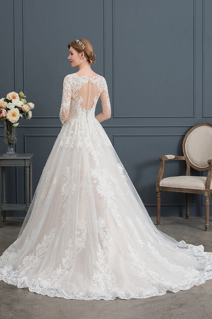 Robe De Princesse Nuptiale Brodée - gallery 1