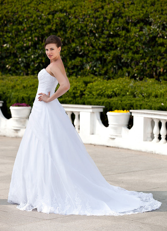 Robe De Princesse De Mariée Fluide - gallery 5