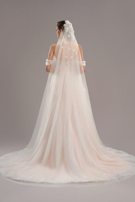 Robe De Mariee Princesse A Paillette - gallery 7