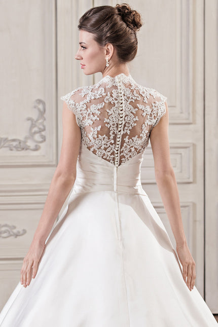 Robe De Princesse Élégante Satinée - gallery 5