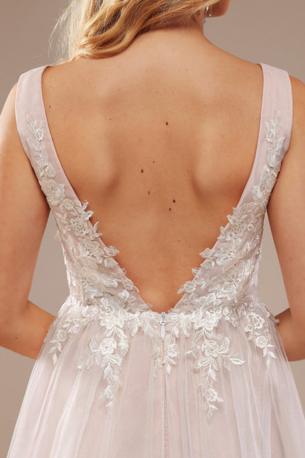 Robe De Princesse De Mariée Élégante - gallery 1