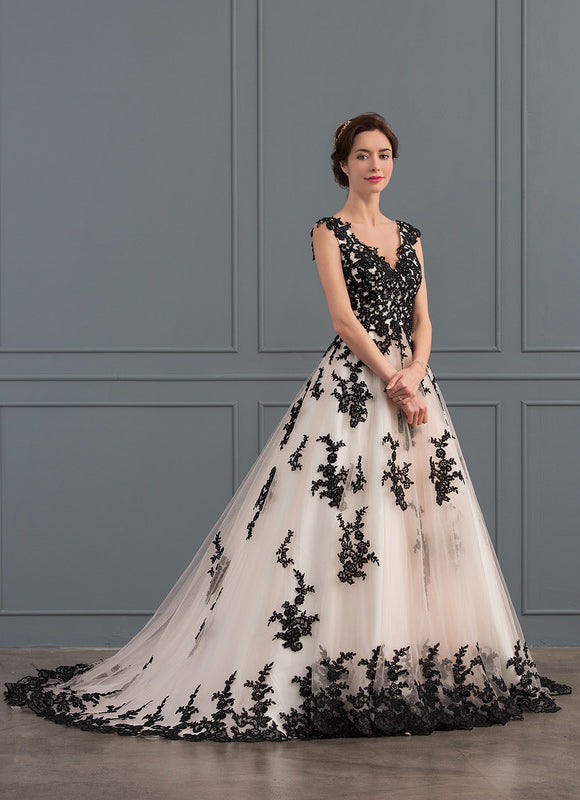 Robe De Princesse De Mariée Bicolore - gallery 2