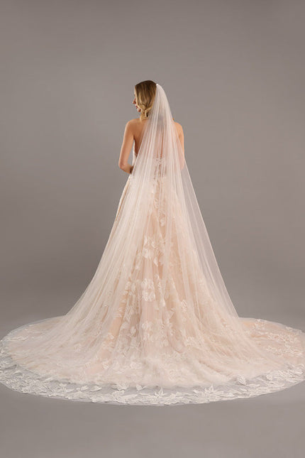 Robe De Princesse Nuancée Florale - gallery 6