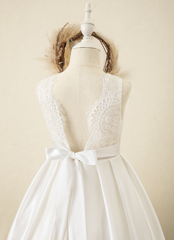 Robe De Princesse Blanche Délicate - gallery 2