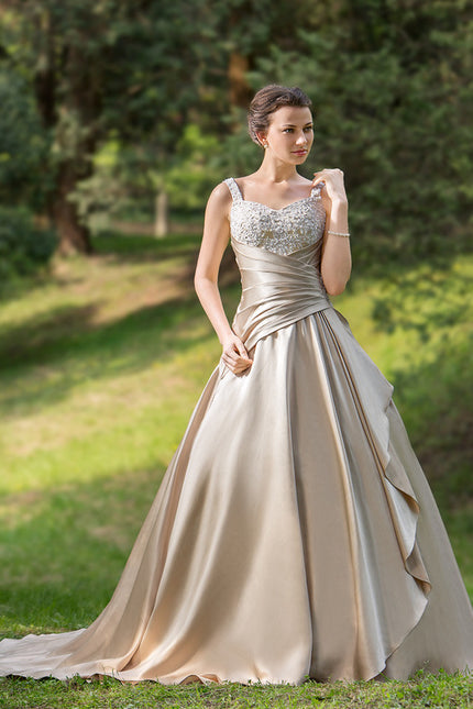 Robe De Princesse Satinée Beige - gallery 1