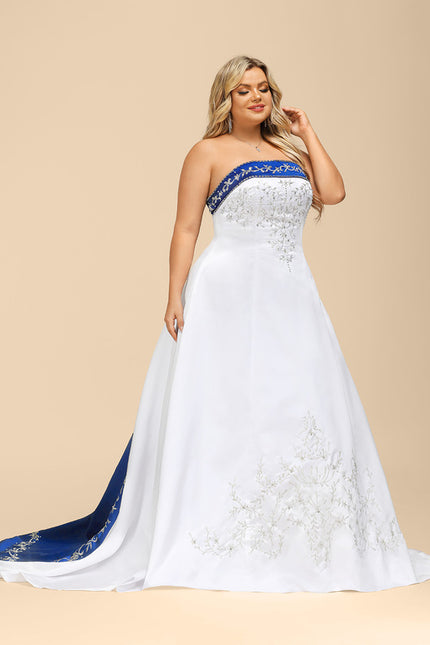 Robe De Princesse Satinée Brodée - gallery 4