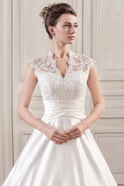 Robe De Princesse Élégante Satinée - gallery 4