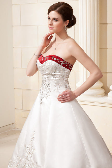 Robe De Princesse Satinée Ornée - gallery 4