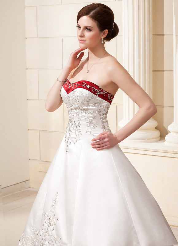 Robe De Princesse Satinée Ornée - gallery 4