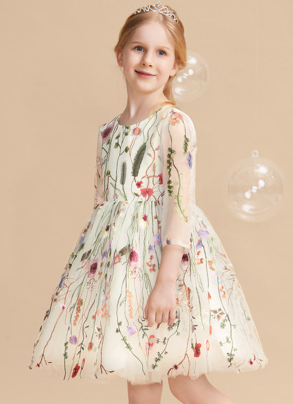 Robe De Princesse Brodée Délicate